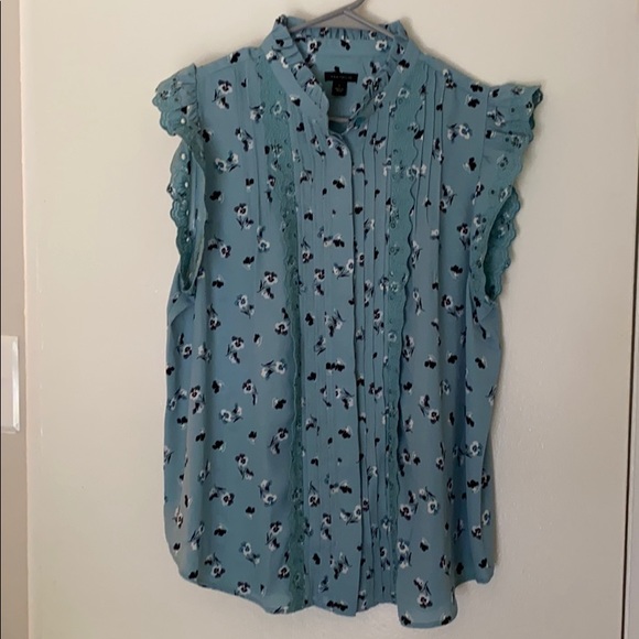 Blue blouse - Picture 1 of 2